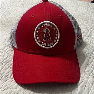 New Era Women's Red 9FORTY Angel’s Cap